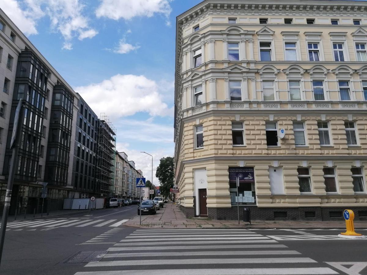 Hostel Tulip - Pokoj 7 Ze Wspolna Lazienka I Kuchnia Szczecin Exterior photo