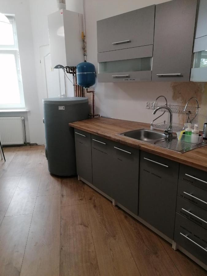 Hostel Tulip - Pokoj 7 Ze Wspolna Lazienka I Kuchnia Szczecin Exterior photo